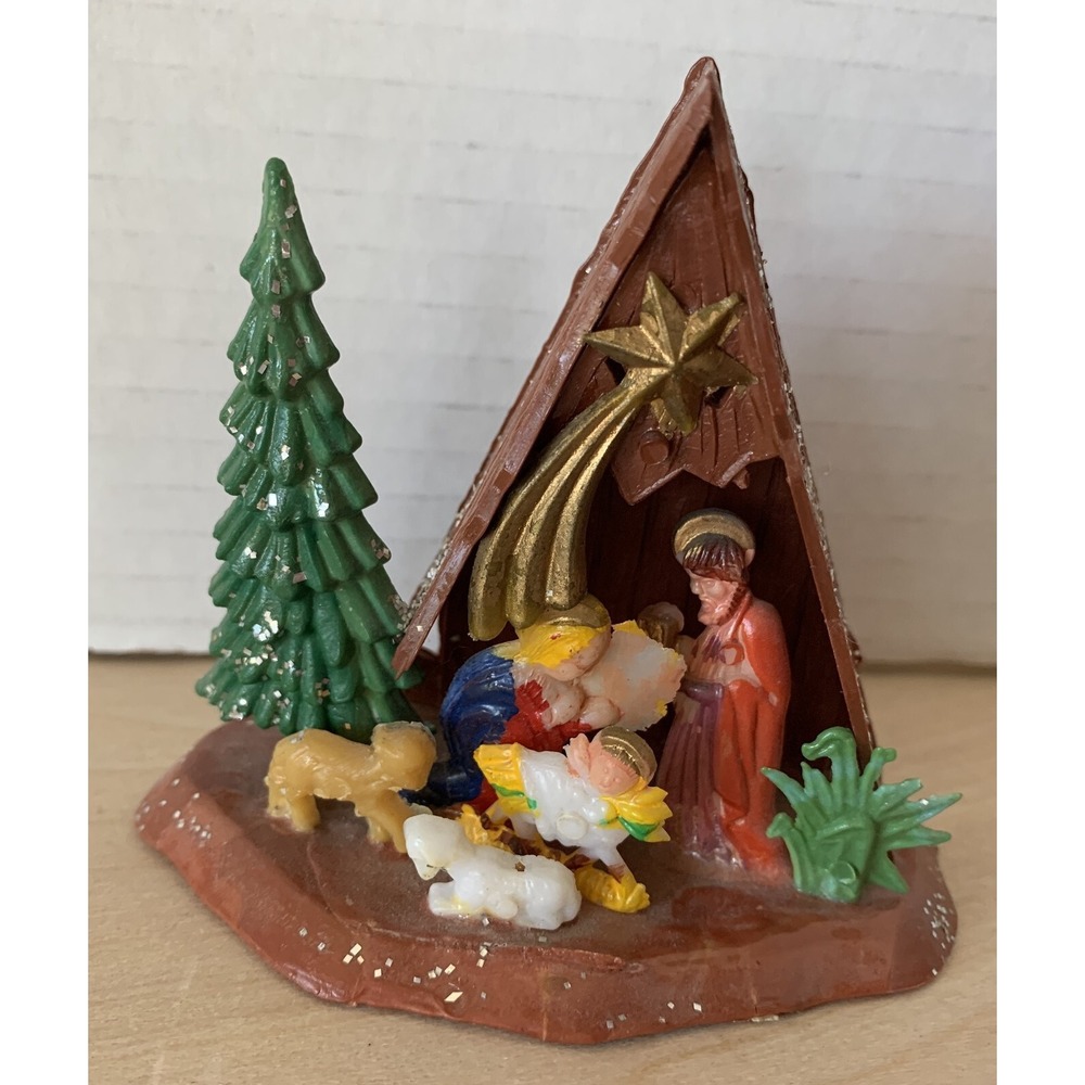 Vintage Christmas Nativity Hard Plastic Glittered 3 1/2" Tall Empire Mini